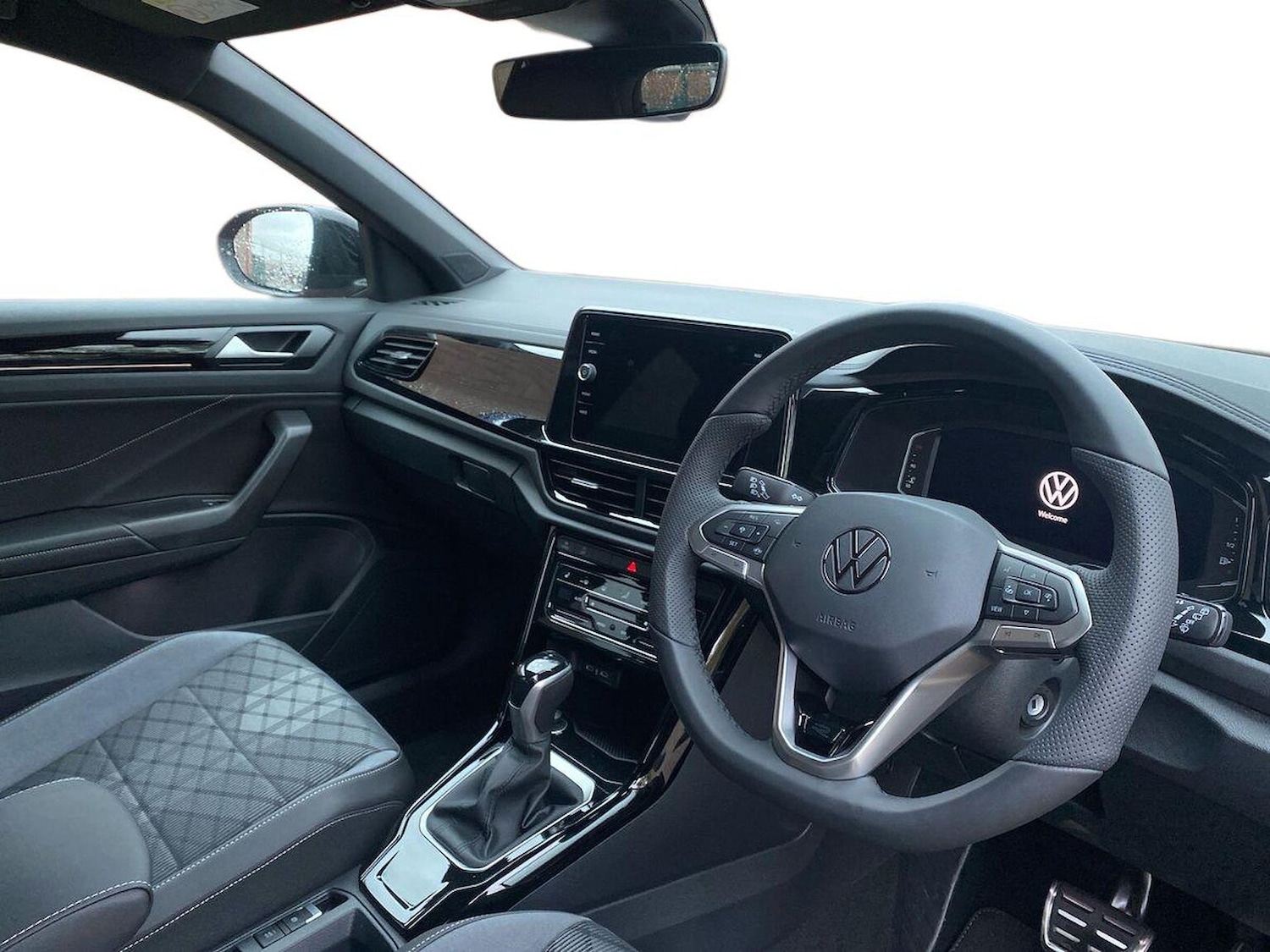 Used Volkswagen T-Roc 2025 for sale - 76477305: Photo 15