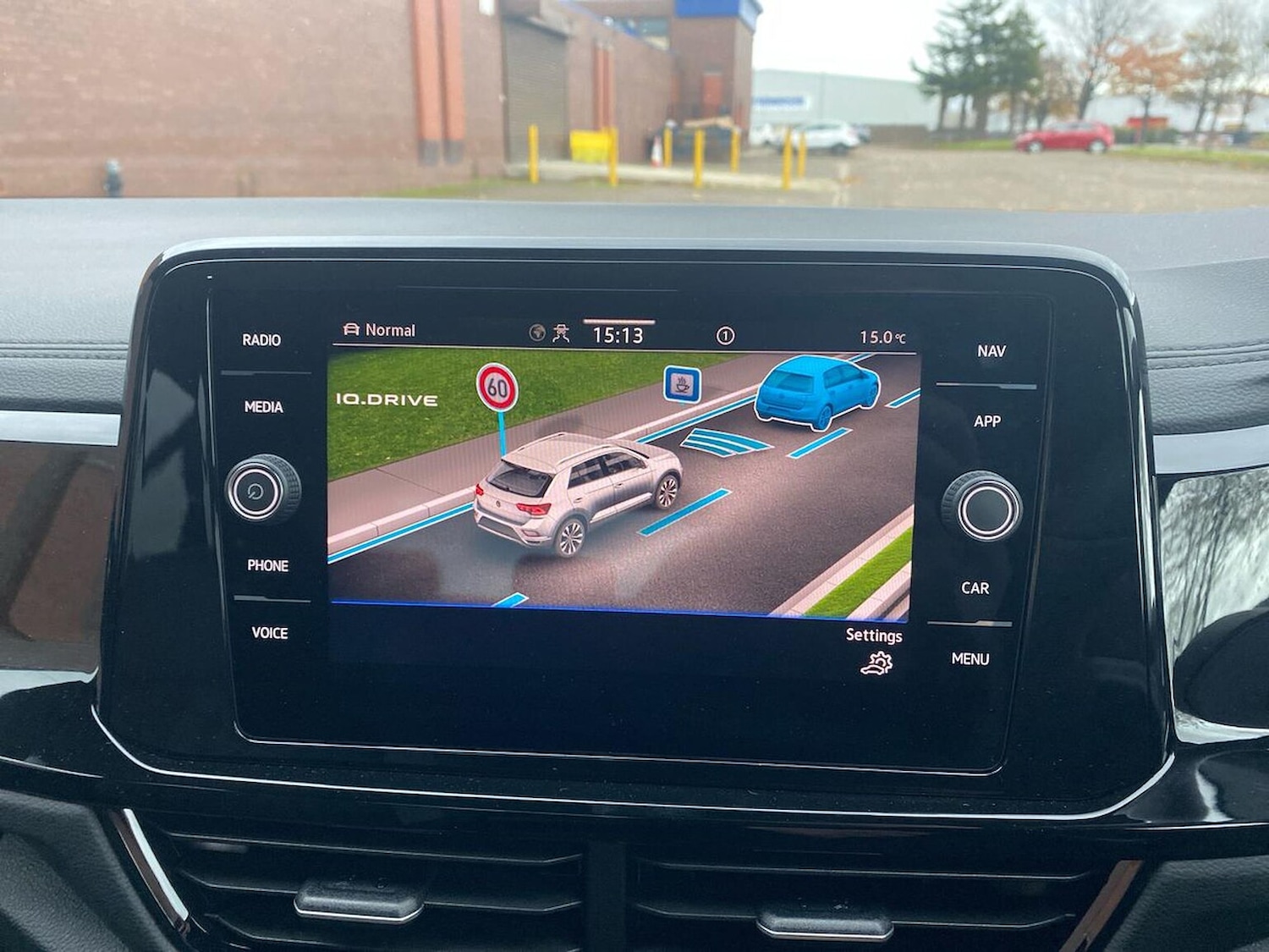 Used Volkswagen T-Roc 2025 for sale - 76477305: Photo 22