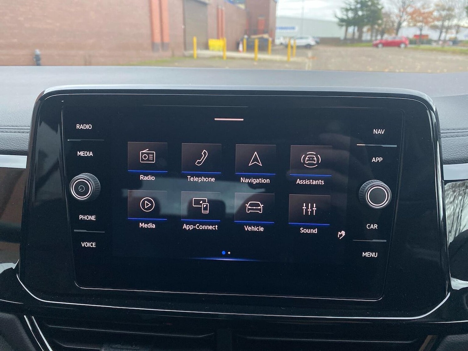 Used Volkswagen T-Roc 2025 for sale - 76477305: Photo 25