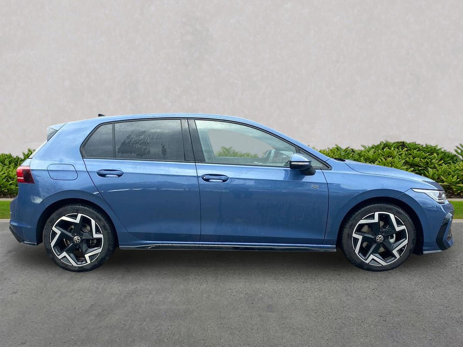 Used Volkswagen Golf 2025 for sale - 76477310: Photo 3