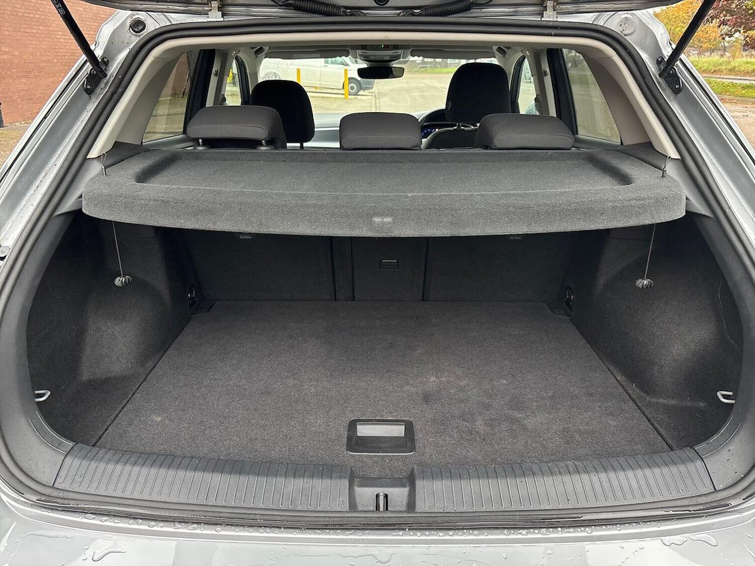 Used Volkswagen T-Roc 2024 for sale - 76275165: Photo 17