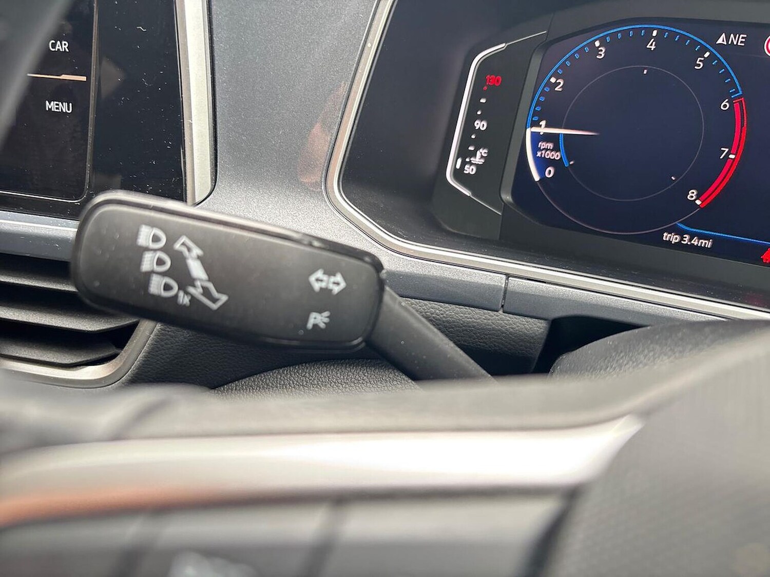 Used Volkswagen T-Roc 2024 for sale - 76275165: Photo 29