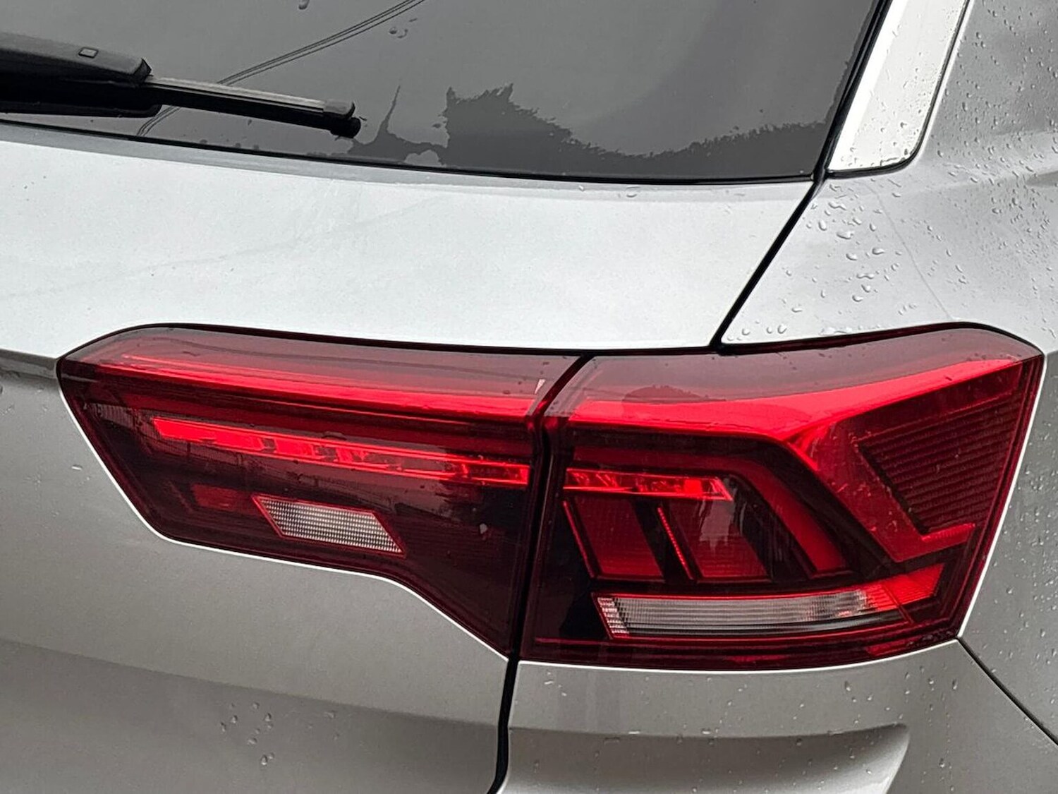 Used Volkswagen T-Roc 2024 for sale - 76275165: Photo 35