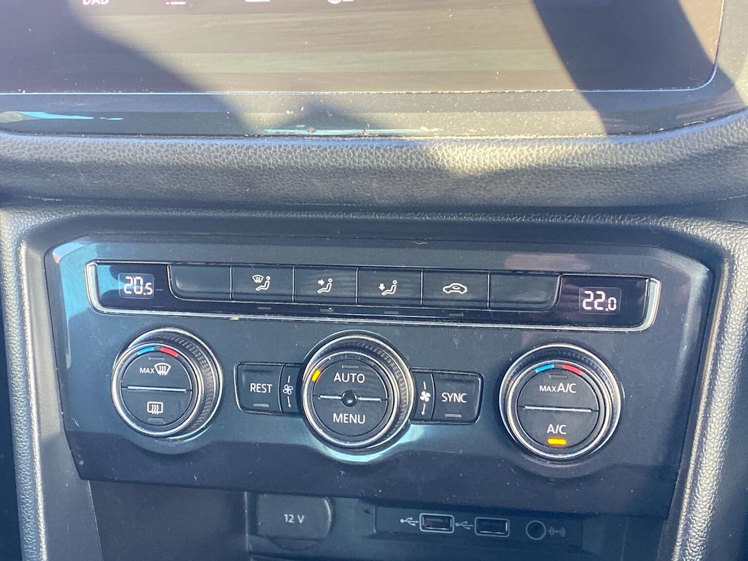 Used Volkswagen Tiguan 2019 for sale - 76860041: Photo 12