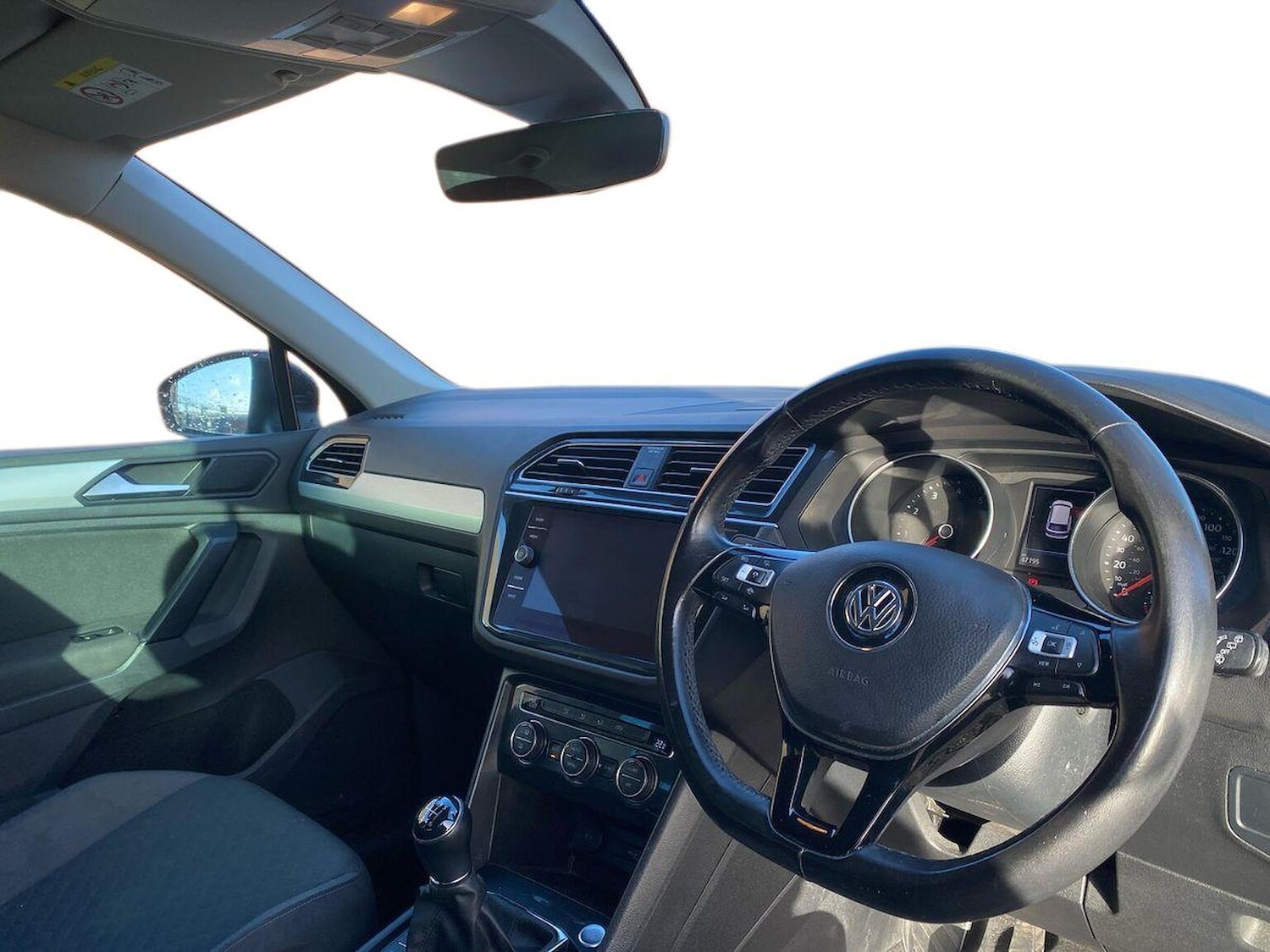 Used Volkswagen Tiguan 2019 for sale - 76860041: Photo 15