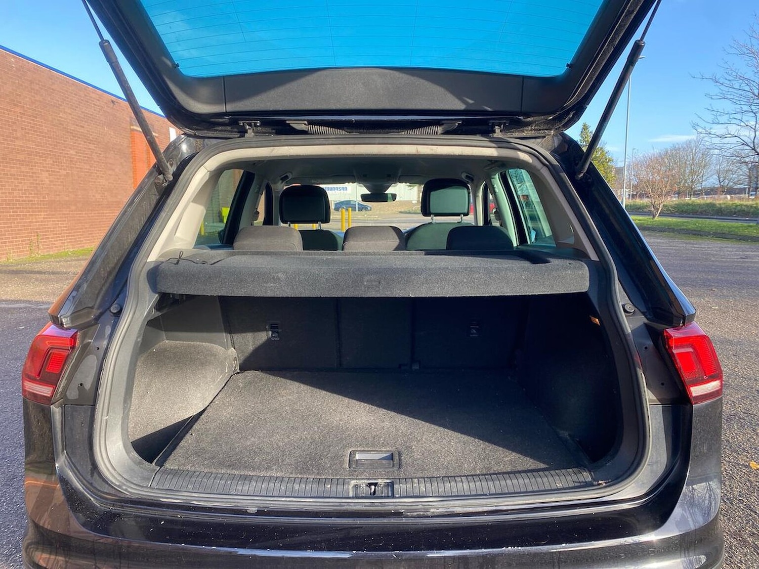 Used Volkswagen Tiguan 2019 for sale - 76860041: Photo 17