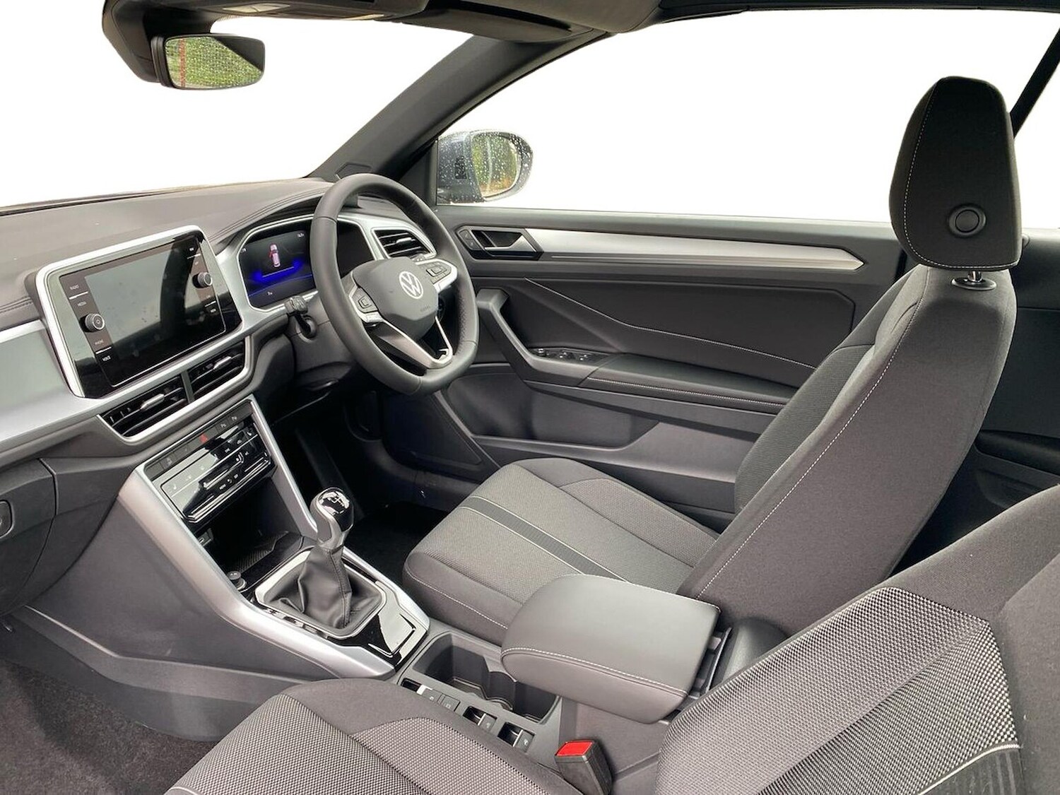 Used Volkswagen T-Roc 2025 for sale - 76293010: Photo 7