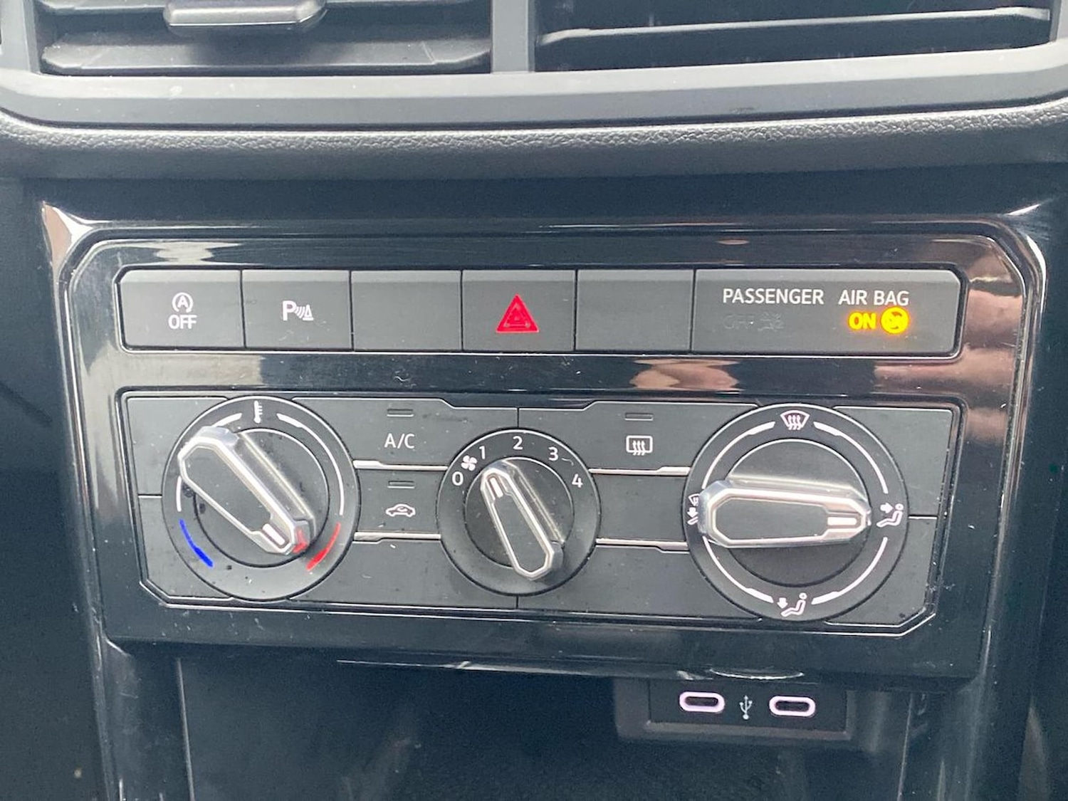 Used Volkswagen T-Cross 2022 for sale - 76741209: Photo 12