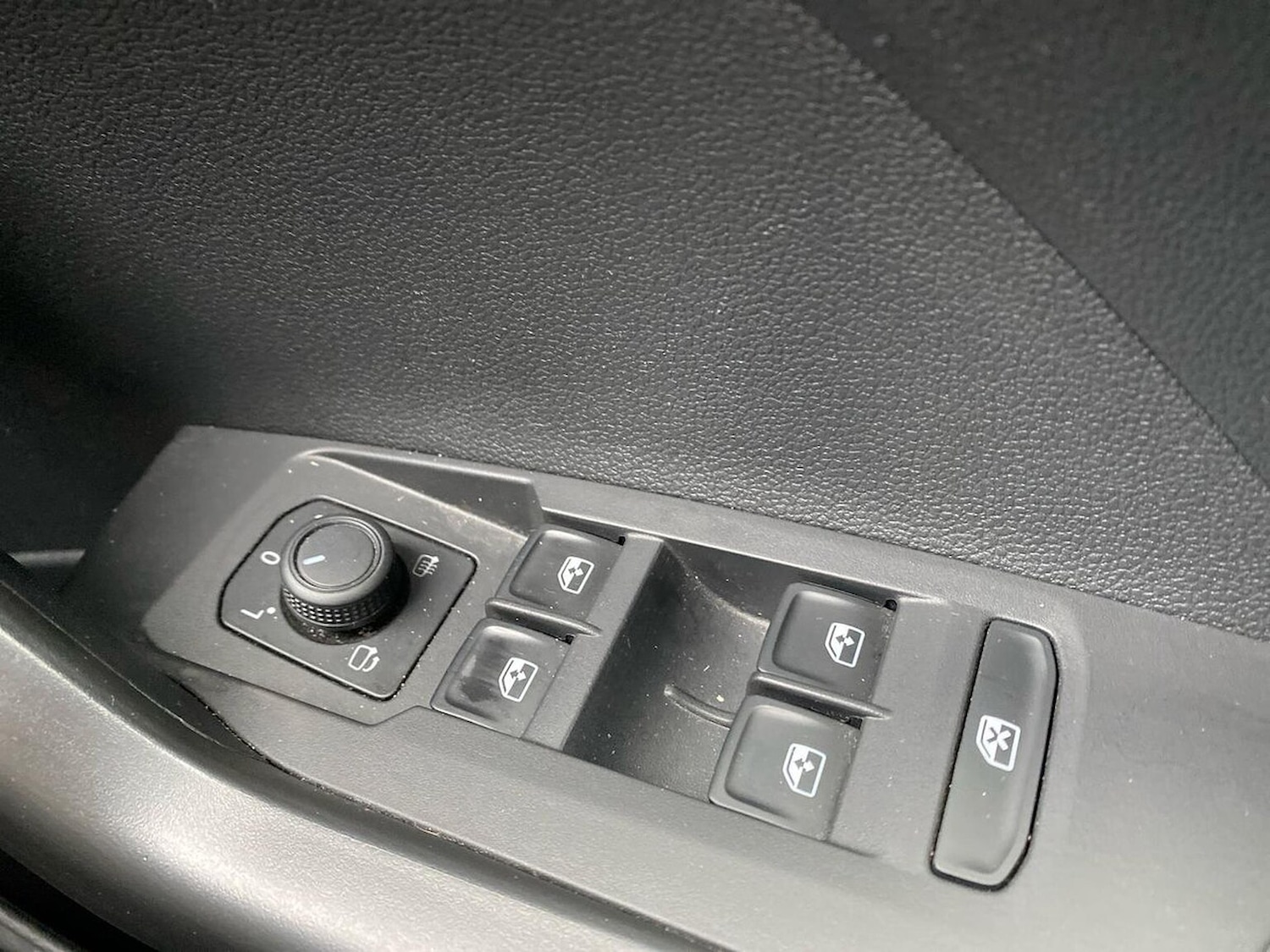 Used Volkswagen T-Cross 2022 for sale - 76741209: Photo 21