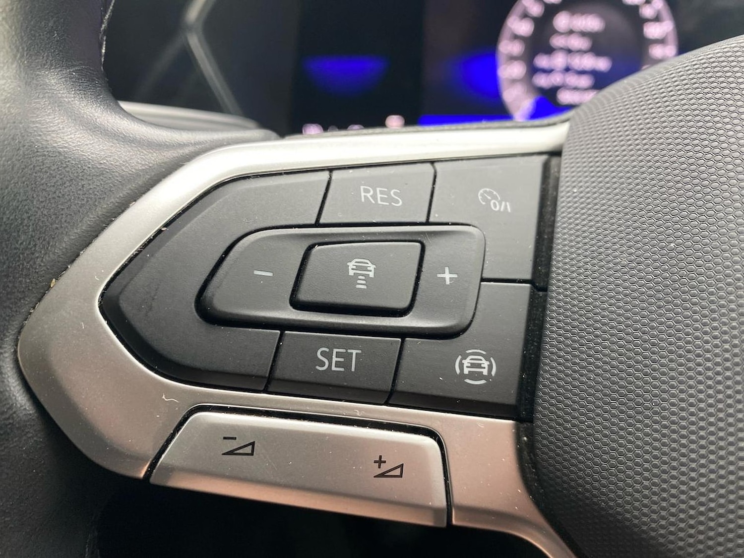 Used Volkswagen T-Cross 2022 for sale - 76741209: Photo 26