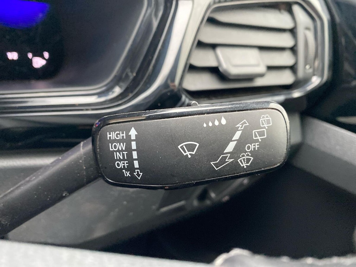 Used Volkswagen T-Cross 2022 for sale - 76741209: Photo 27