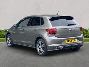 Used Volkswagen Polo 2018 for sale - 79733284: Photo