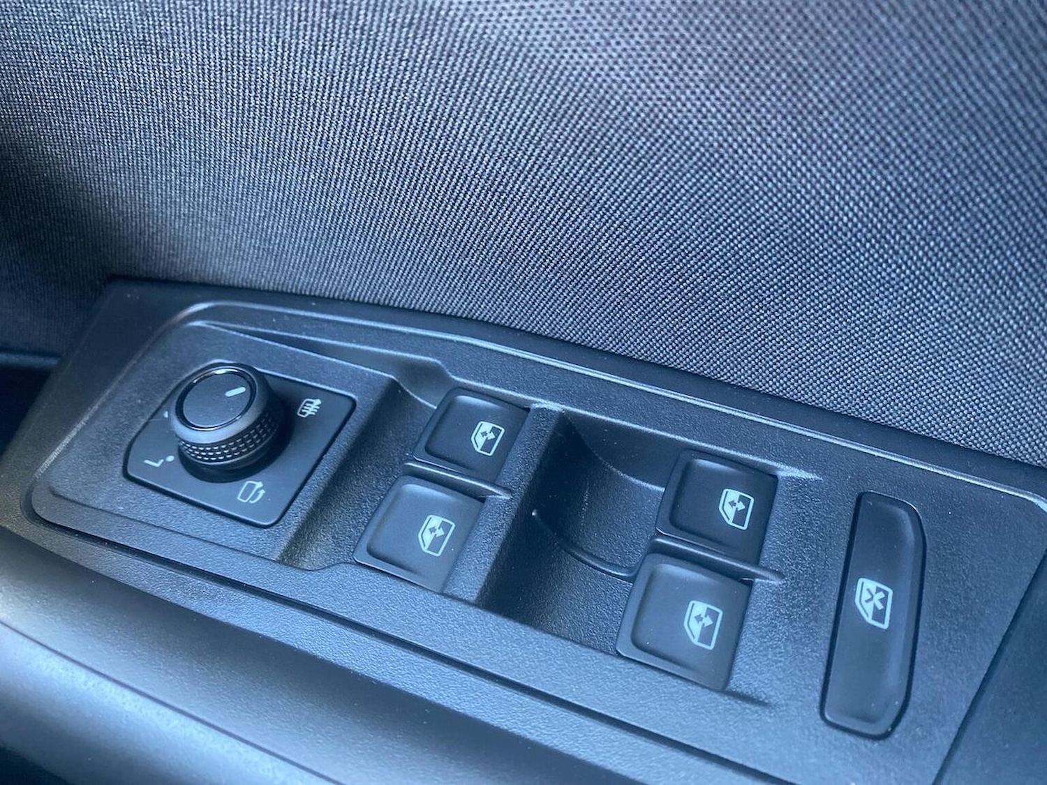 Used Volkswagen T-Roc 2025 for sale - 76128986: Photo 21