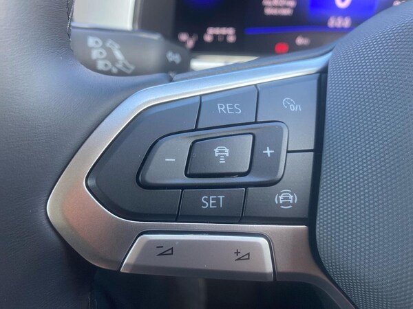 Used Volkswagen T-Roc 2025 for sale - 76128986: Photo 26