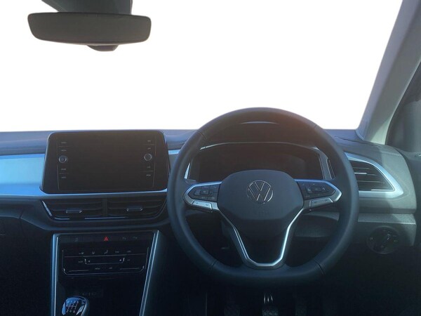 Used Volkswagen T-Roc 2025 for sale - 76128986: Photo 9