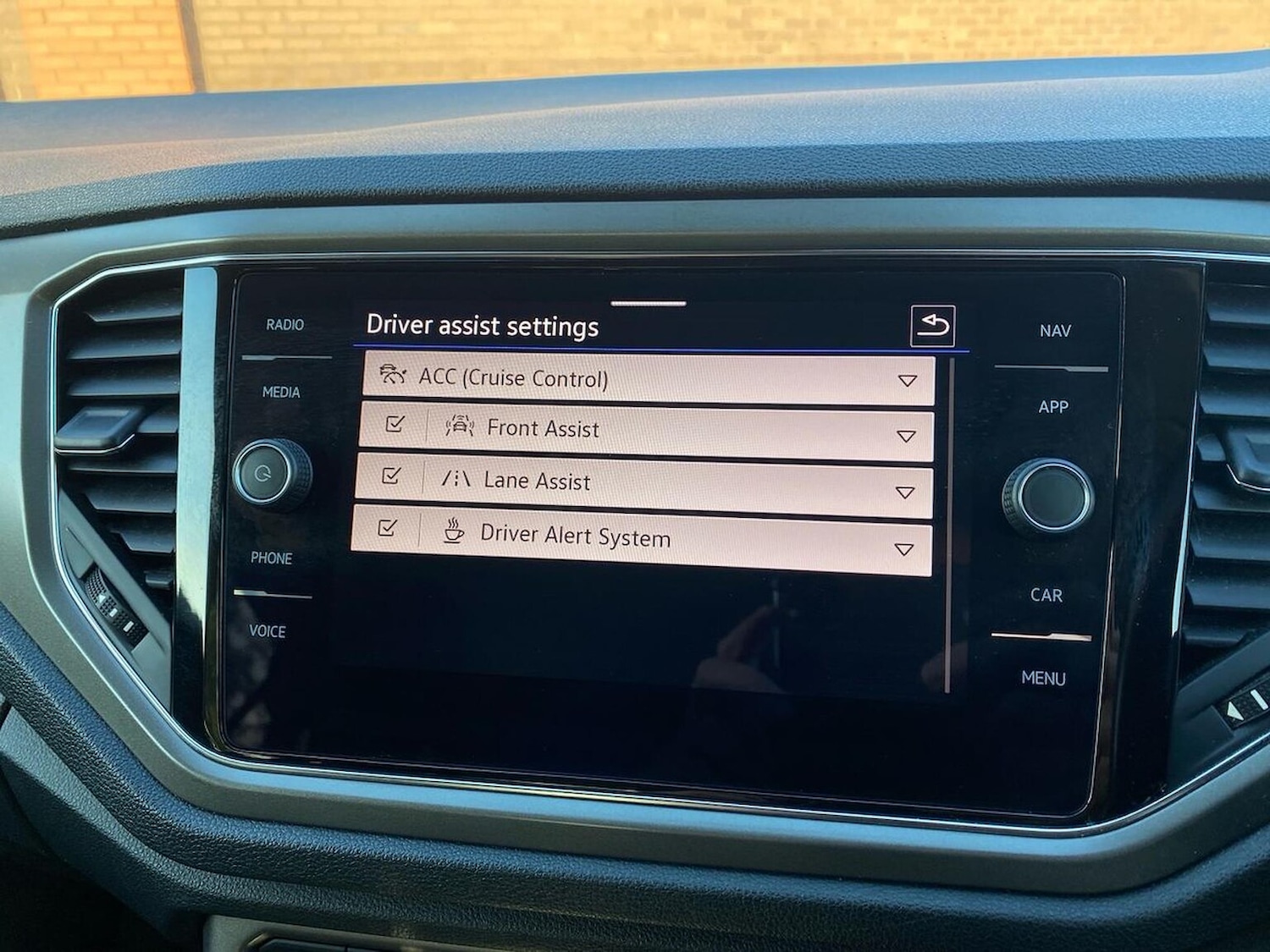 Used Volkswagen T-Roc 2020 for sale - 76418255: Photo 22