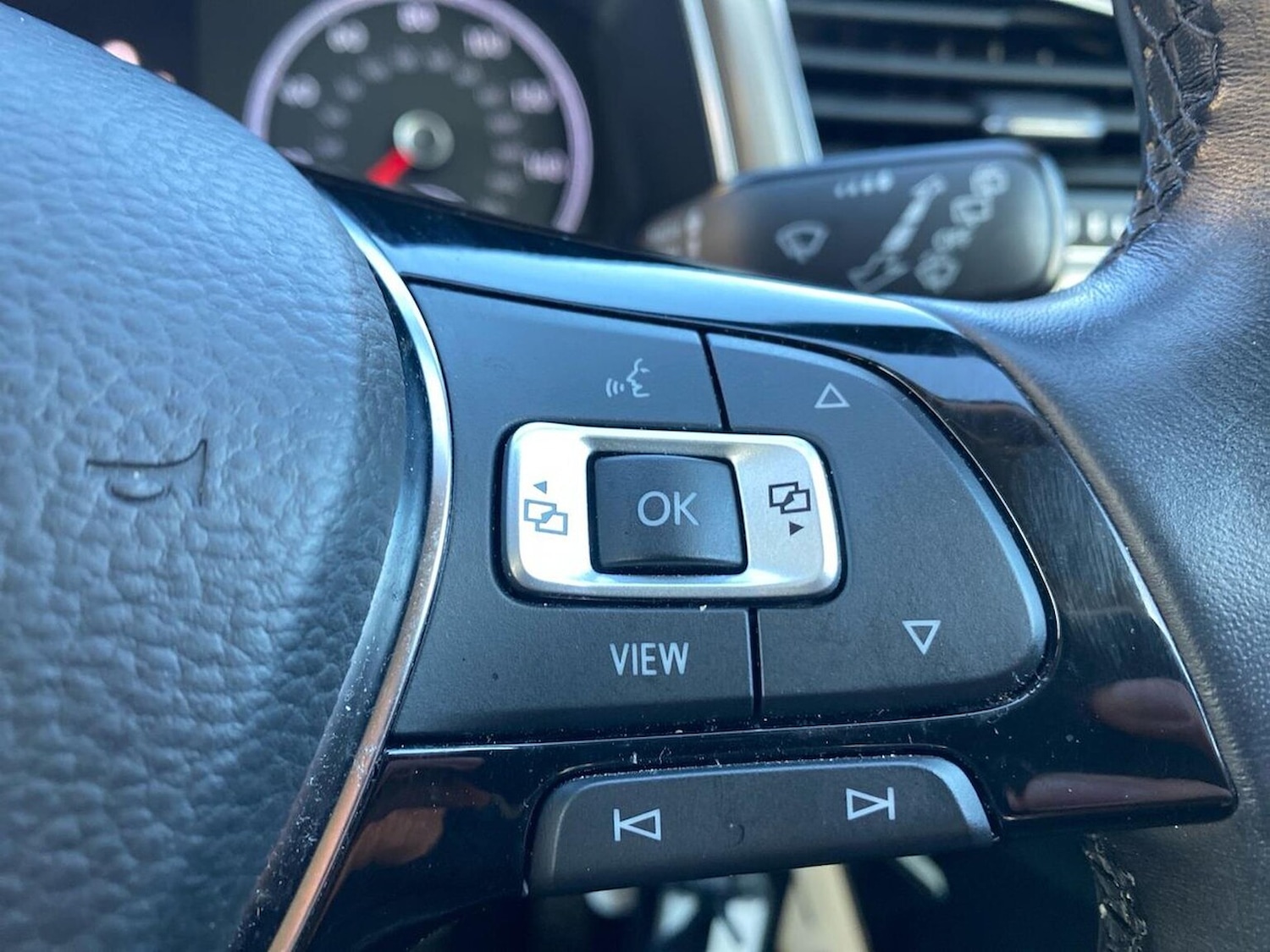 Used Volkswagen T-Roc 2020 for sale - 76418255: Photo 25