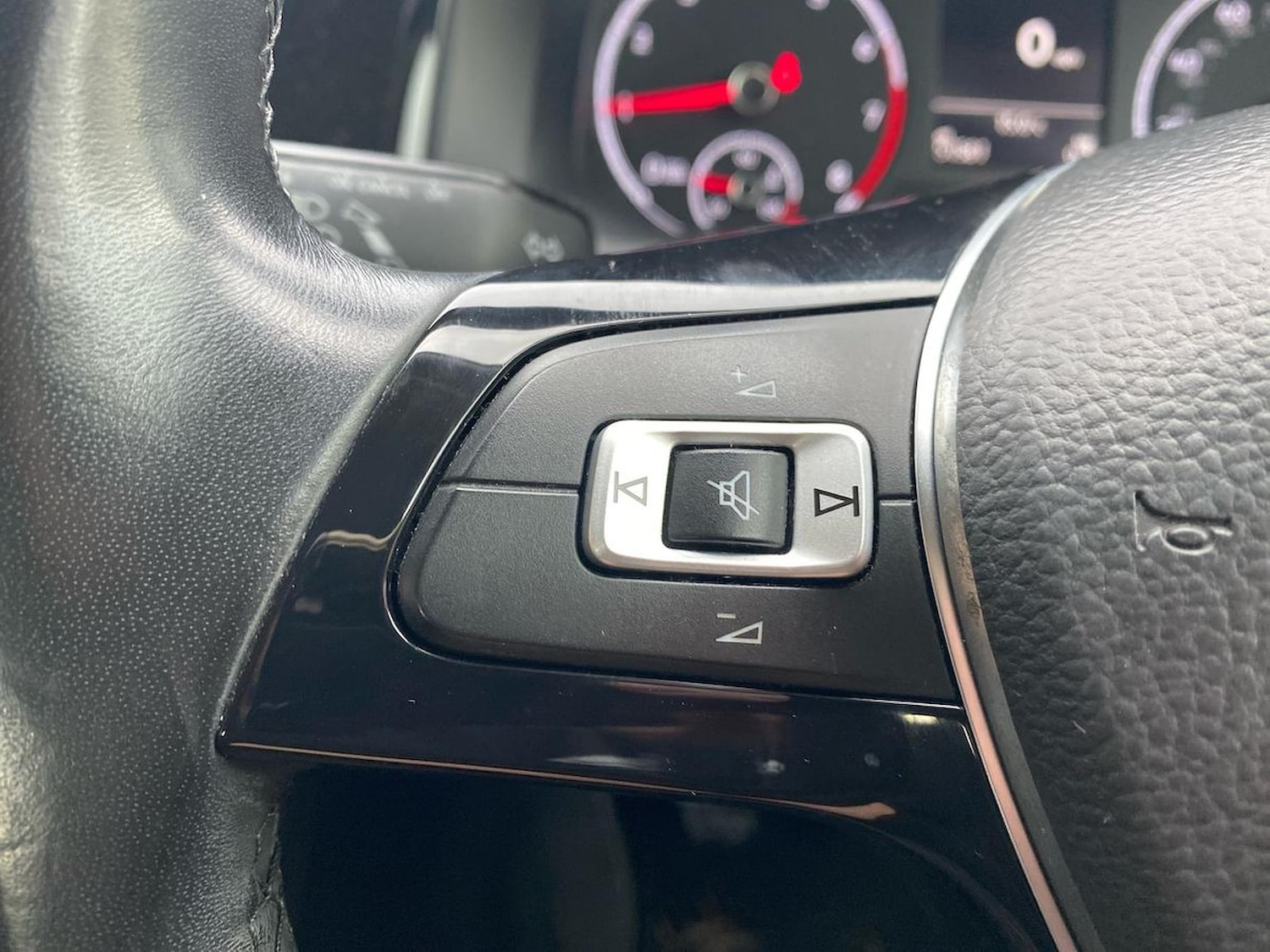 Used Volkswagen Polo 2018 for sale - 76490643: Photo 25