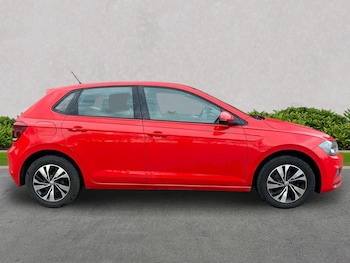 Used Volkswagen Polo 2018 for sale - 76490643: Photo