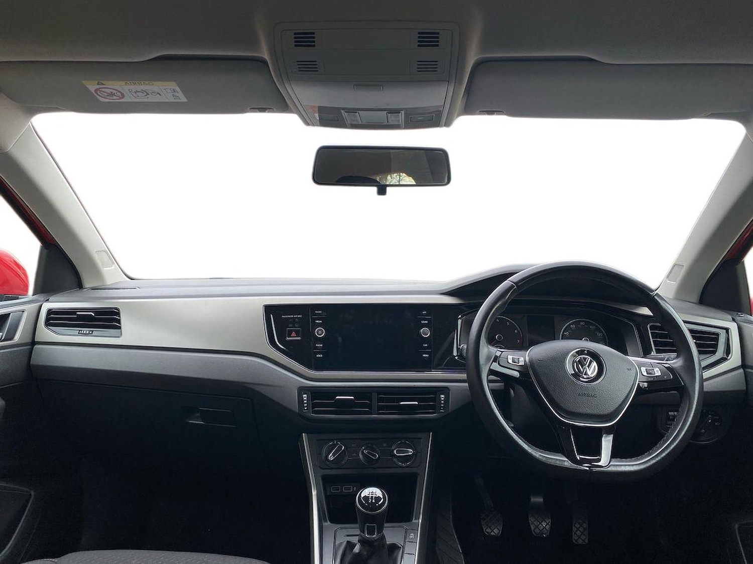 Used Volkswagen Polo 2018 for sale - 76490643: Photo 8