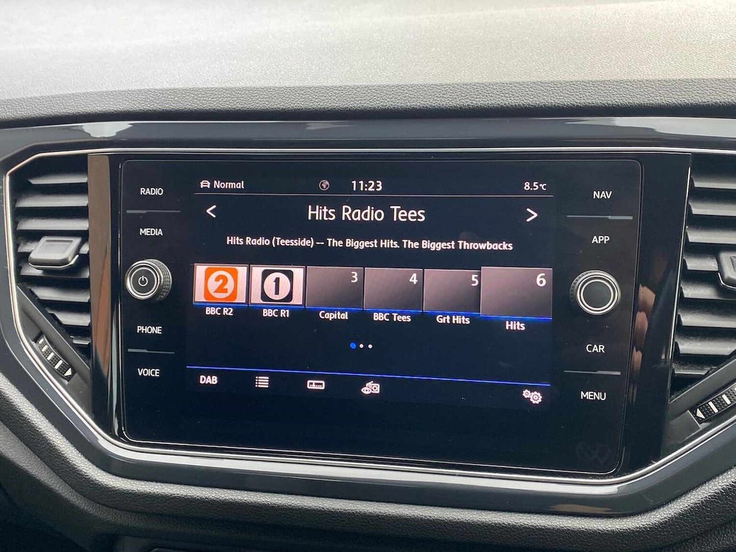 Used Volkswagen T-Roc 2018 for sale - 76682572: Photo 11