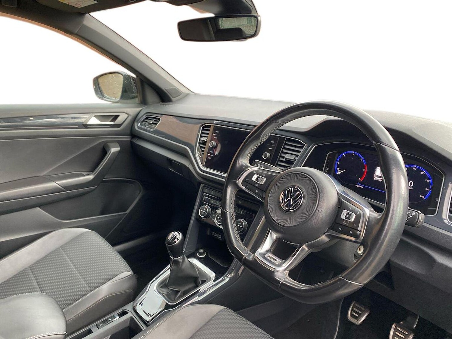 Used Volkswagen T-Roc 2018 for sale - 76682572: Photo 15