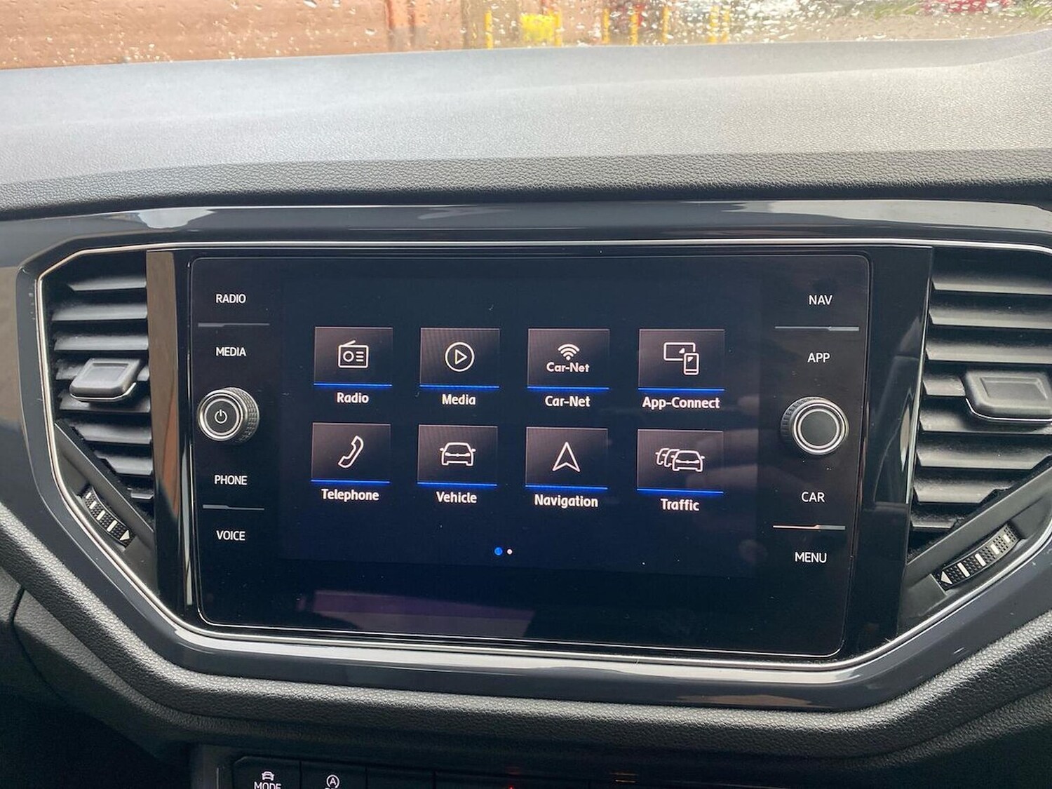 Used Volkswagen T-Roc 2018 for sale - 76682572: Photo 25