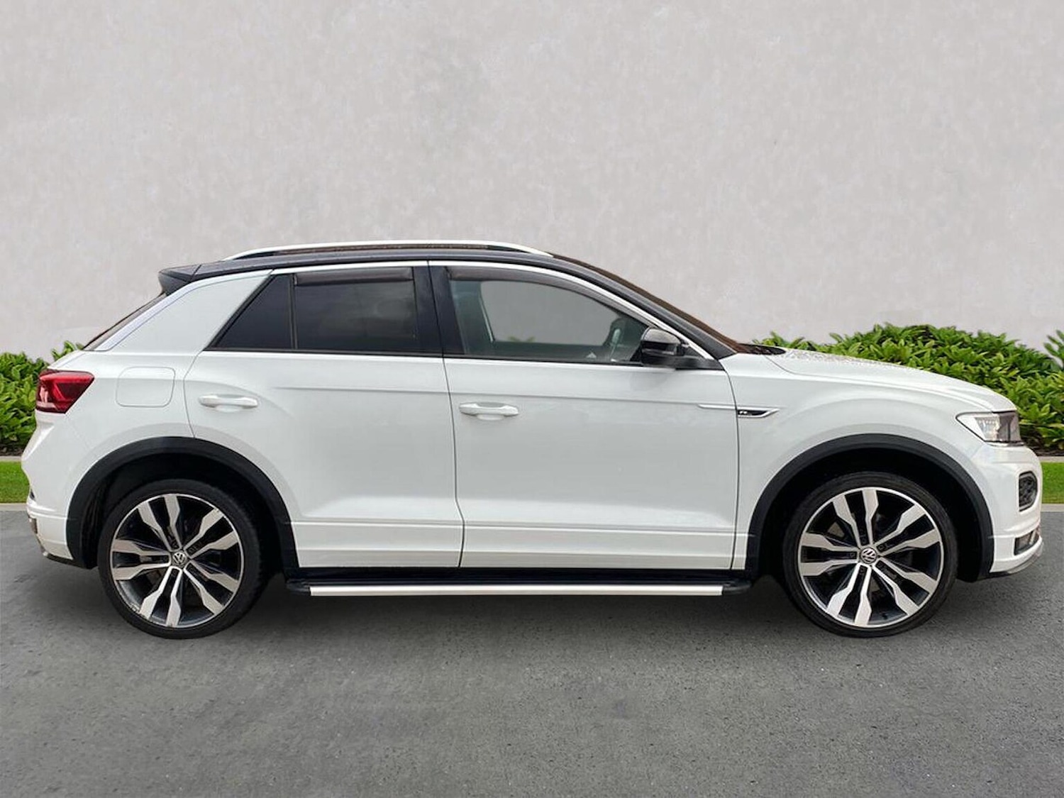 Used Volkswagen T-Roc 2018 for sale - 76682572: Photo 3