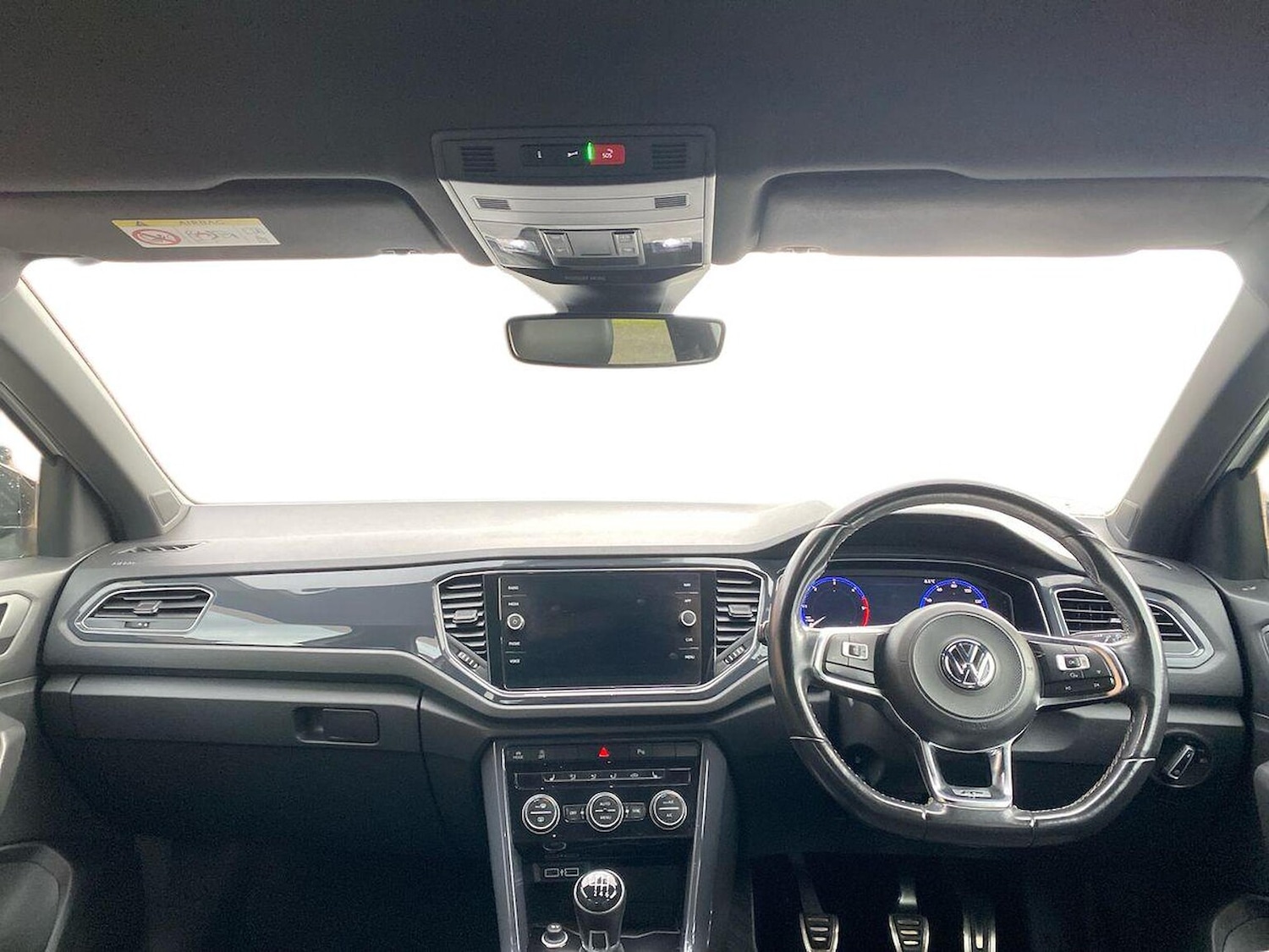 Used Volkswagen T-Roc 2018 for sale - 76682572: Photo 8