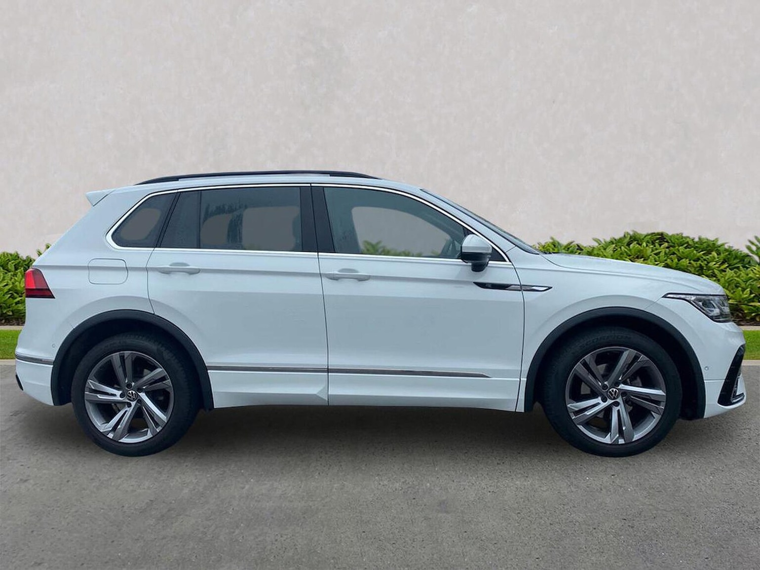 Used Volkswagen Tiguan 2023 for sale - 78195787: Photo 3