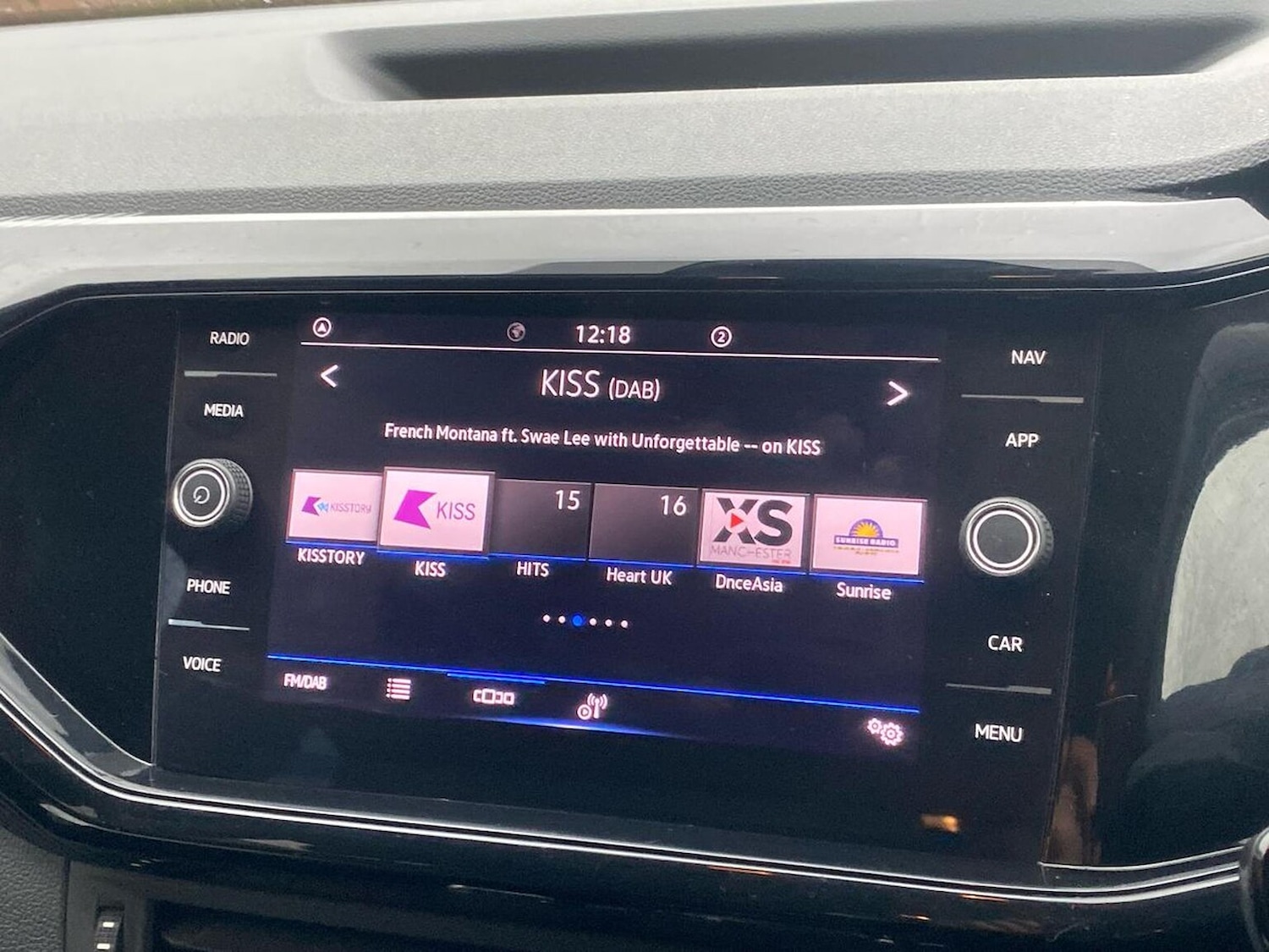 Used Volkswagen T-Cross 2023 for sale - 76741214: Photo 11