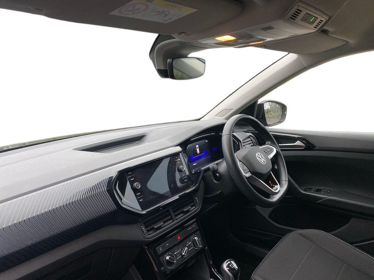 Used Volkswagen T-Cross 2023 for sale - 76741214: Photo 7