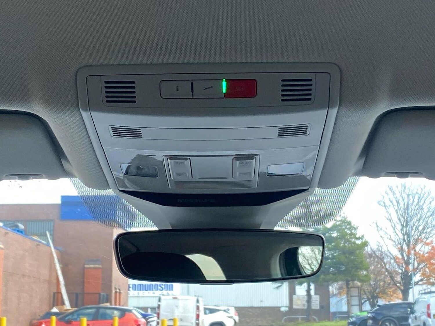 Used Volkswagen T-Roc 2021 for sale - 76490656: Photo 14