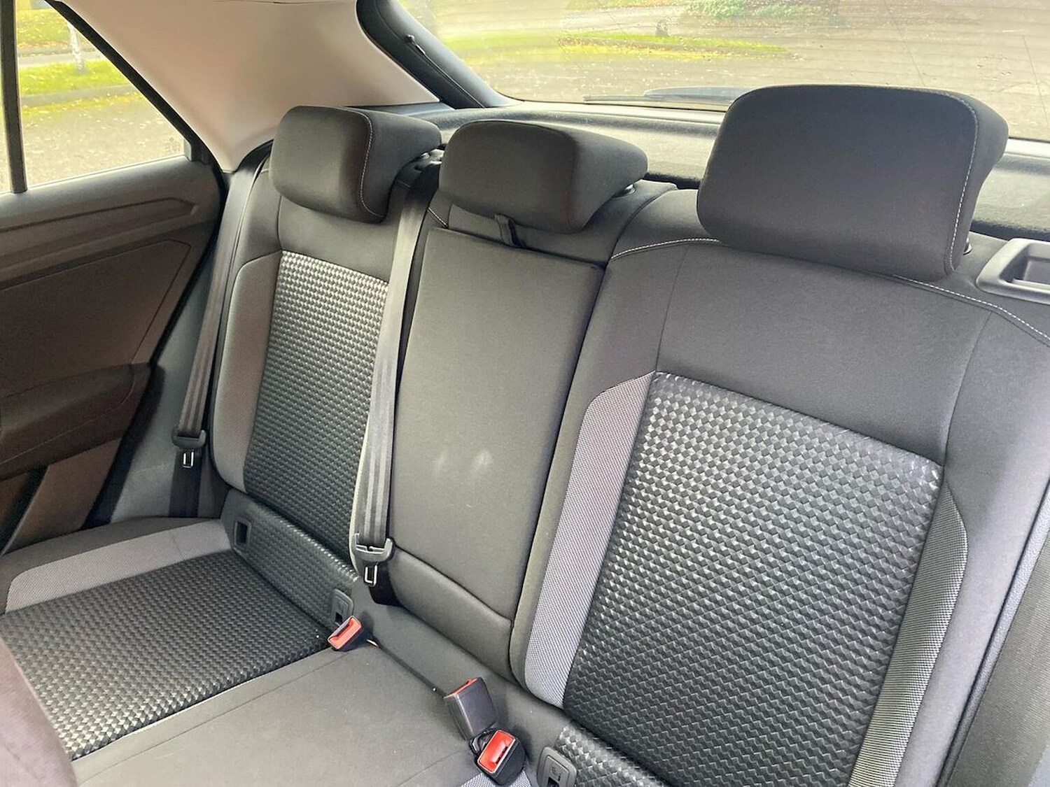 Used Volkswagen T-Roc 2021 for sale - 76490656: Photo 16