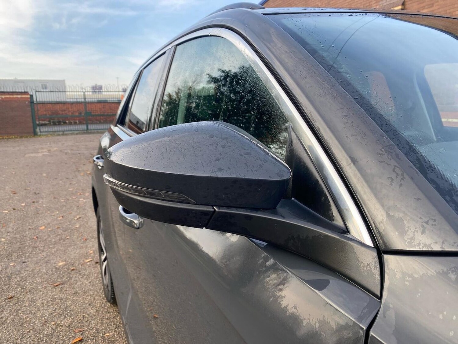 Used Volkswagen T-Roc 2021 for sale - 76490656: Photo 37