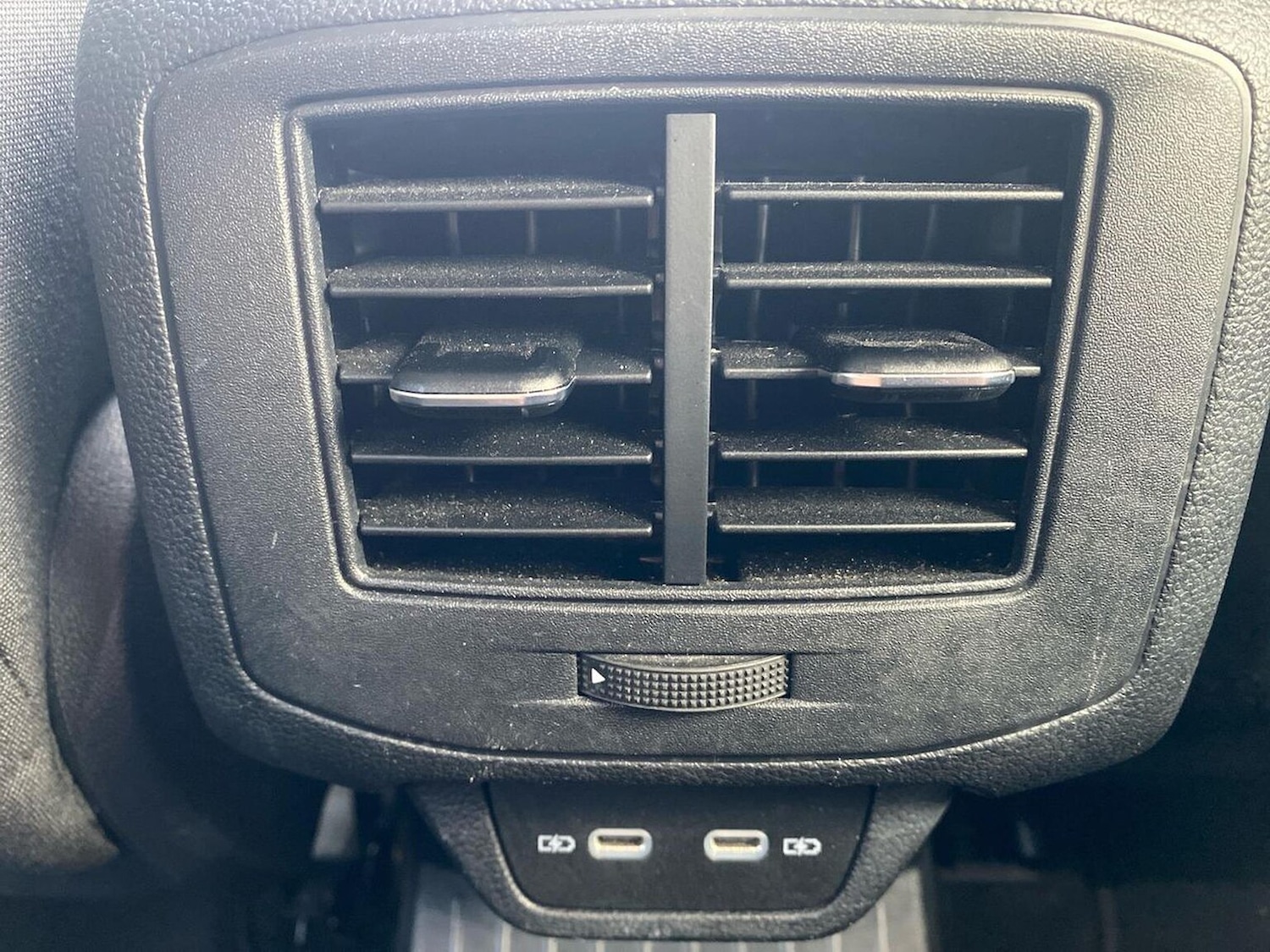 Used Volkswagen T-Roc 2021 for sale - 76490656: Photo 39