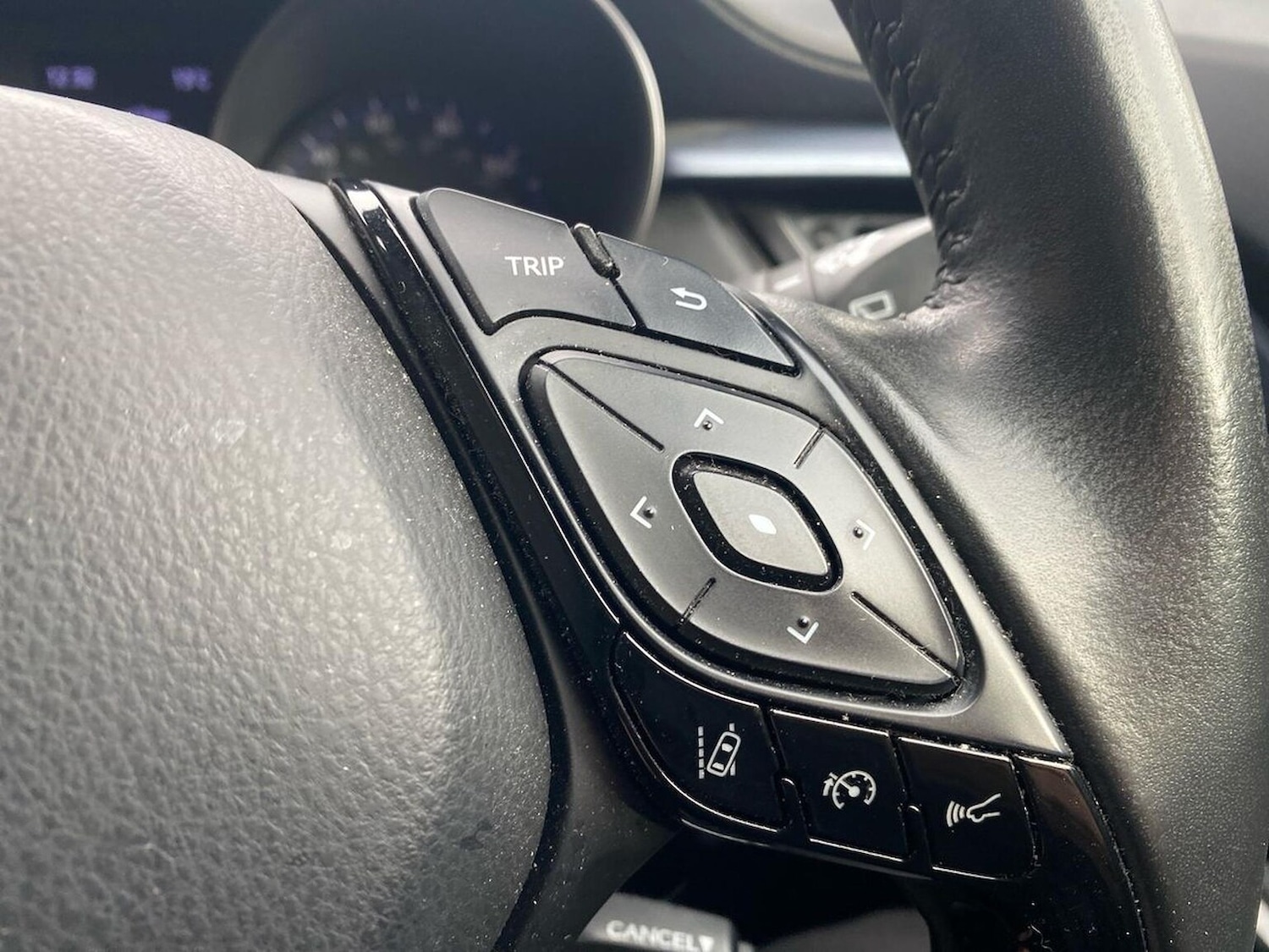 Used Toyota C-HR 2020 for sale - 76430828: Photo 26