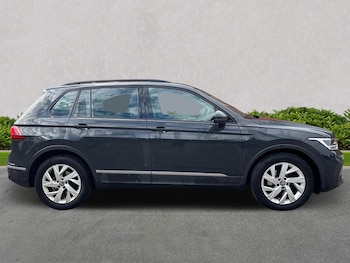 Used Volkswagen Tiguan 2022 for sale - 76128977: Photo 3
