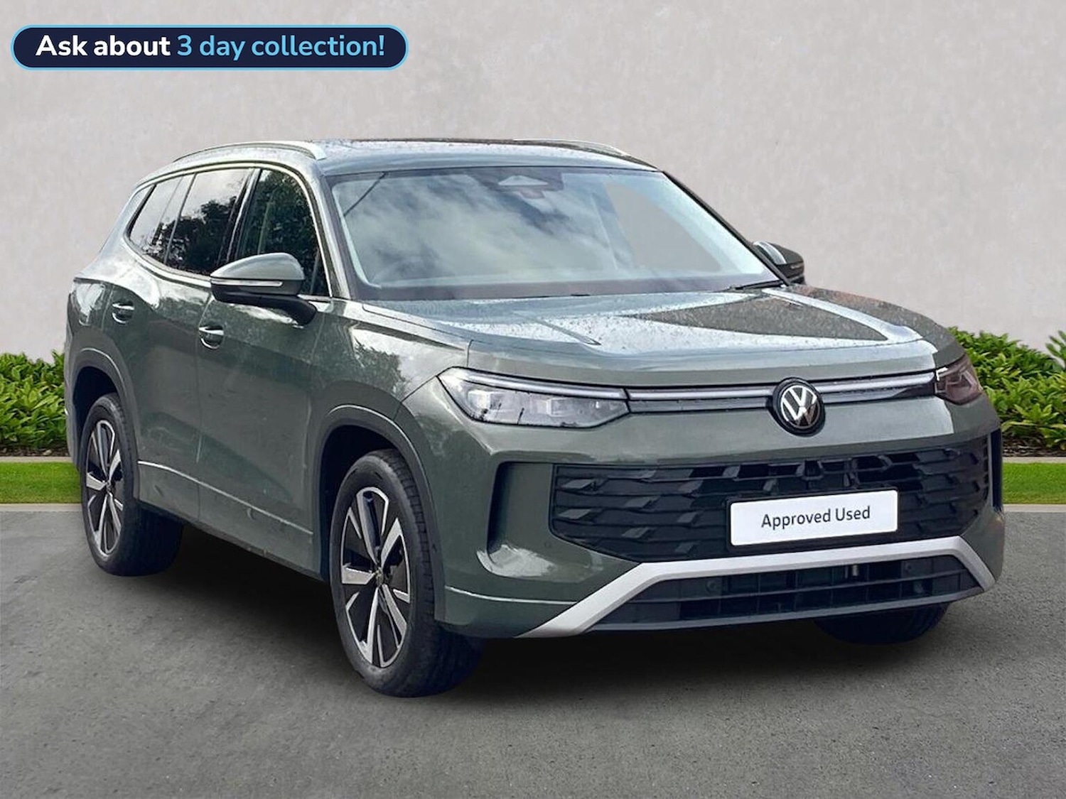 Used Volkswagen Touran 2025 for sale - 76357989: Photo 1