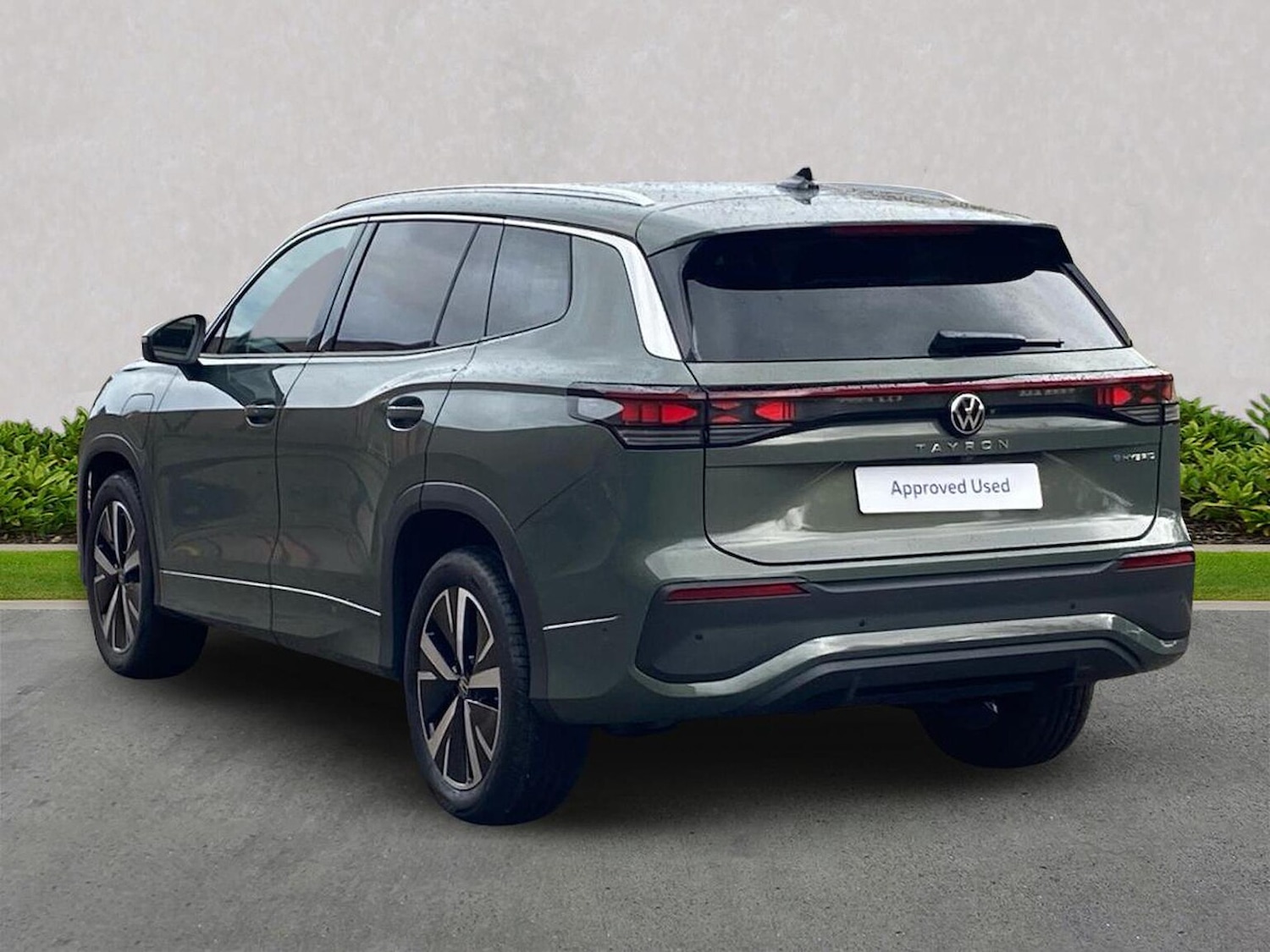 Used Volkswagen Touran 2025 for sale - 76357989: Photo 3