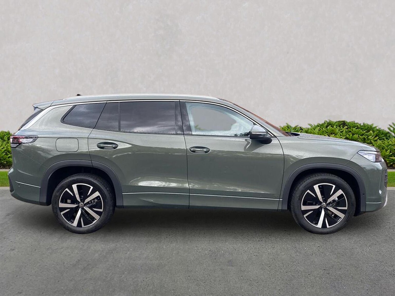 Used Volkswagen Touran 2025 for sale - 76357989: Photo 4