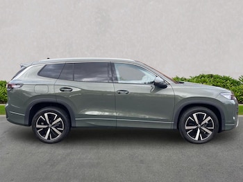 Used Volkswagen Touran 2025 for sale - 76357989: Photo