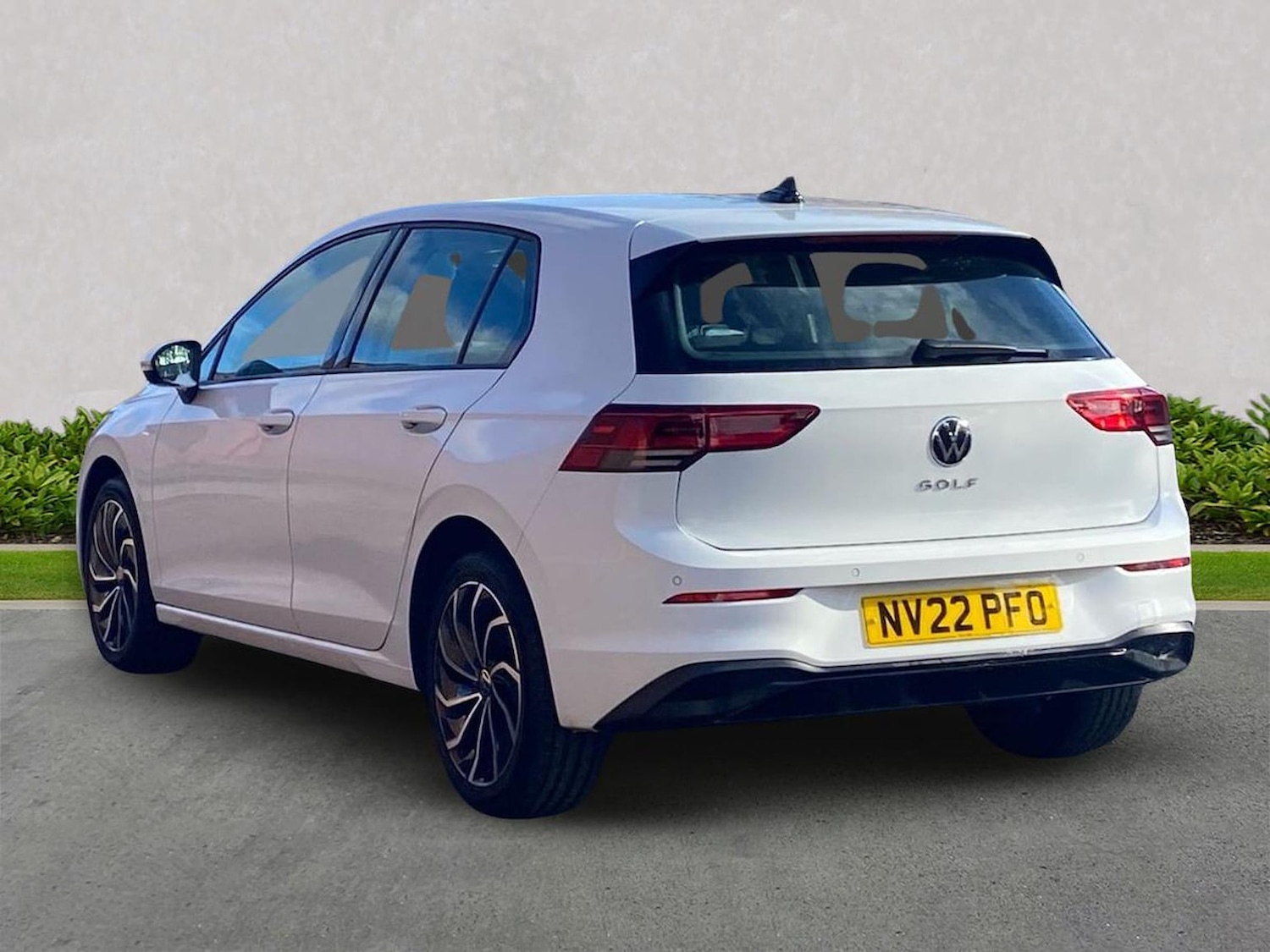 Used Volkswagen Golf 2022 for sale - 76517988: Photo 2