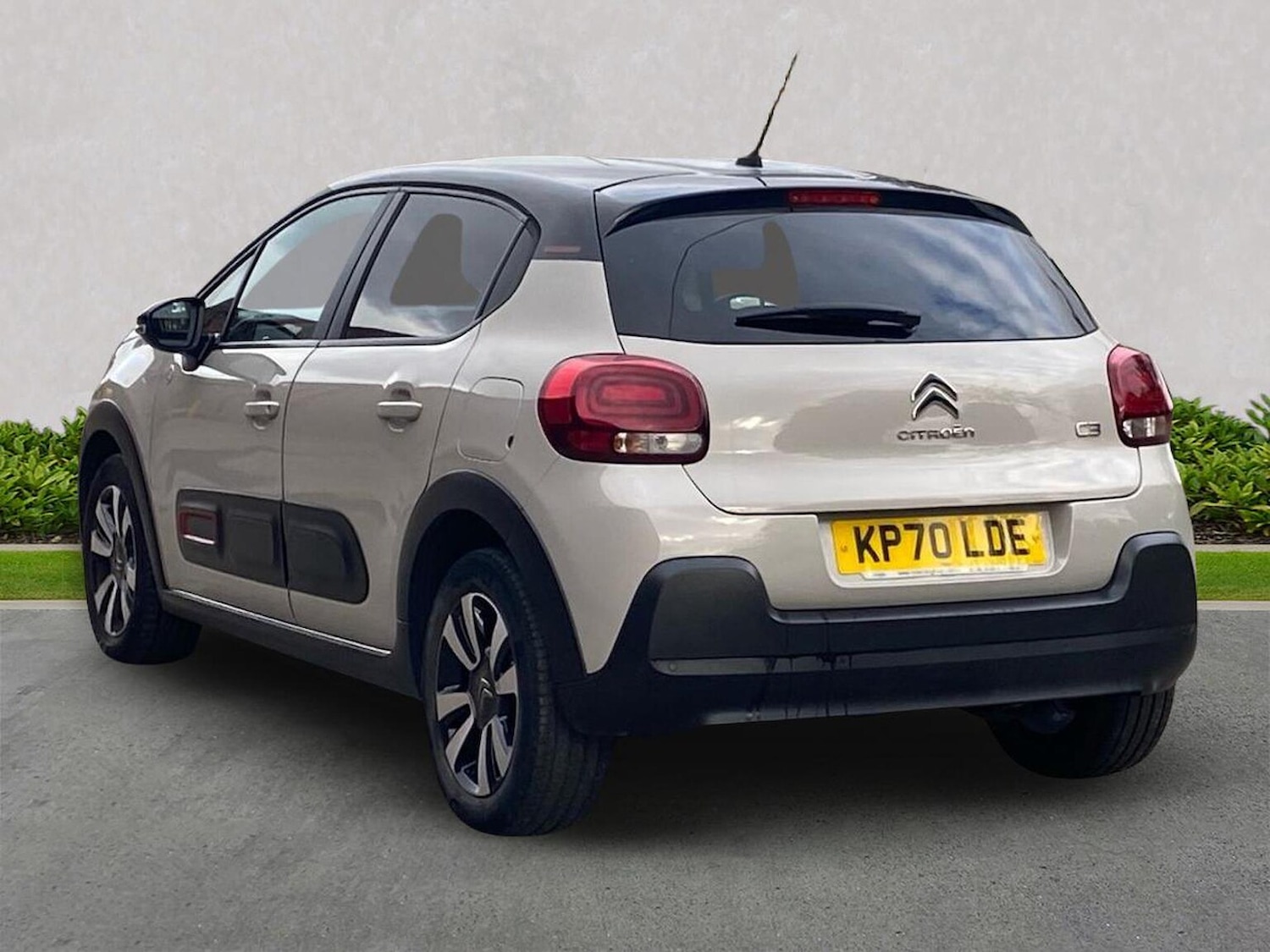Used Citroen C3 2021 for sale - 76225075: Photo 2