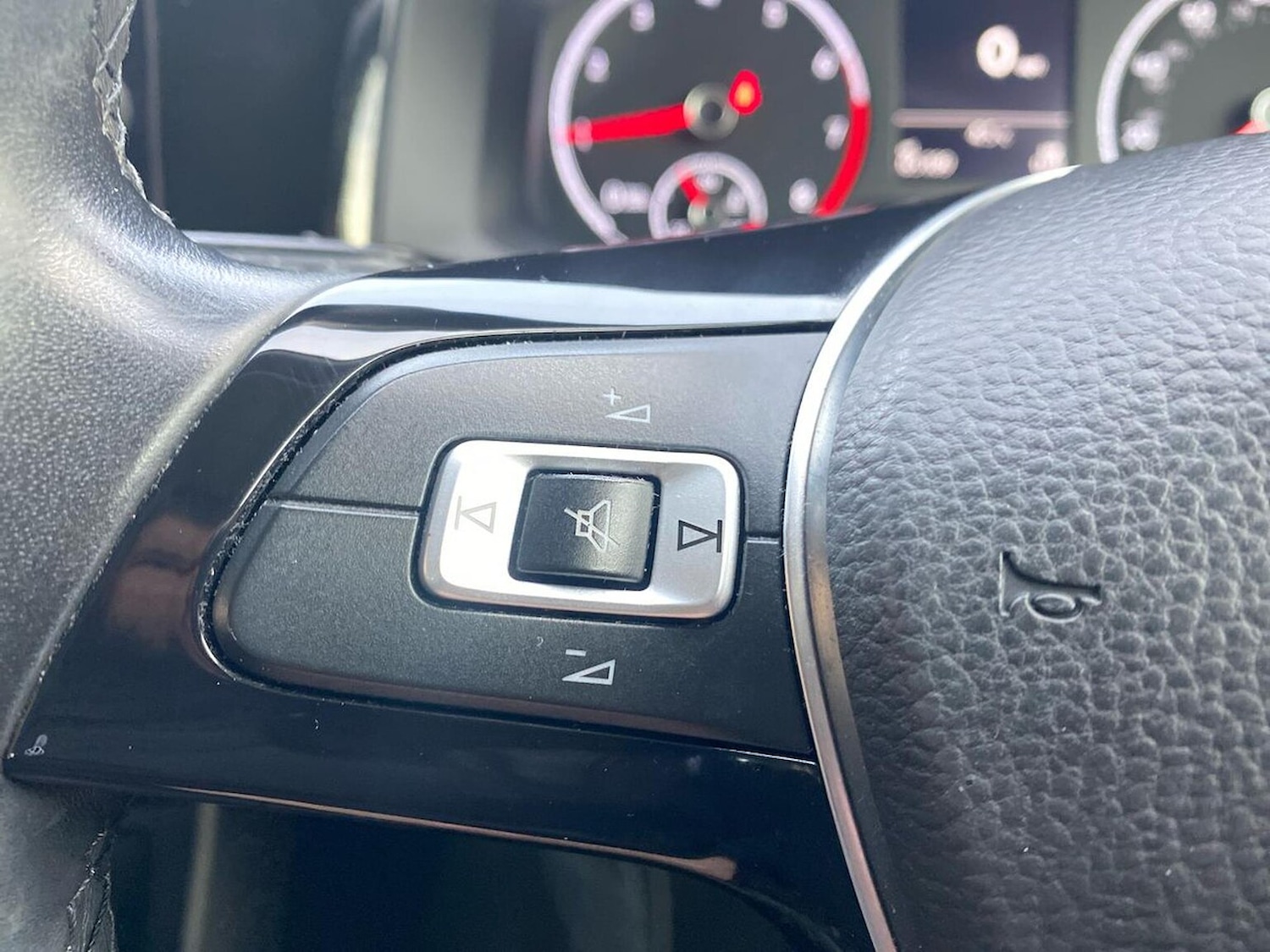 Used Volkswagen Polo 2018 for sale - 76638880: Photo 25