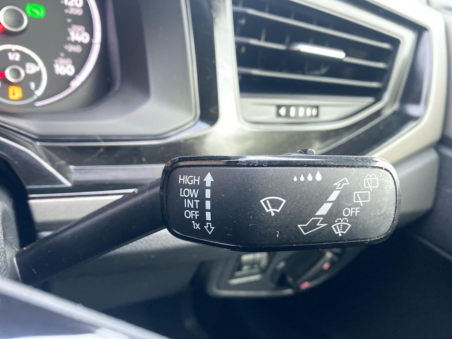 Used Volkswagen Polo 2018 for sale - 76638880: Photo 26