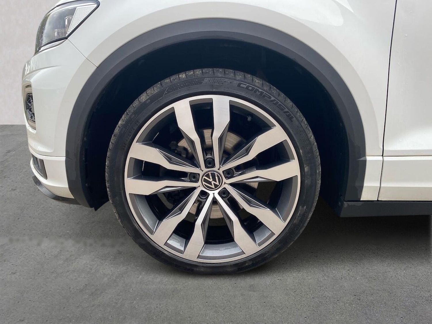 Used Volkswagen T-Roc 2020 for sale - 77488070: Photo 6