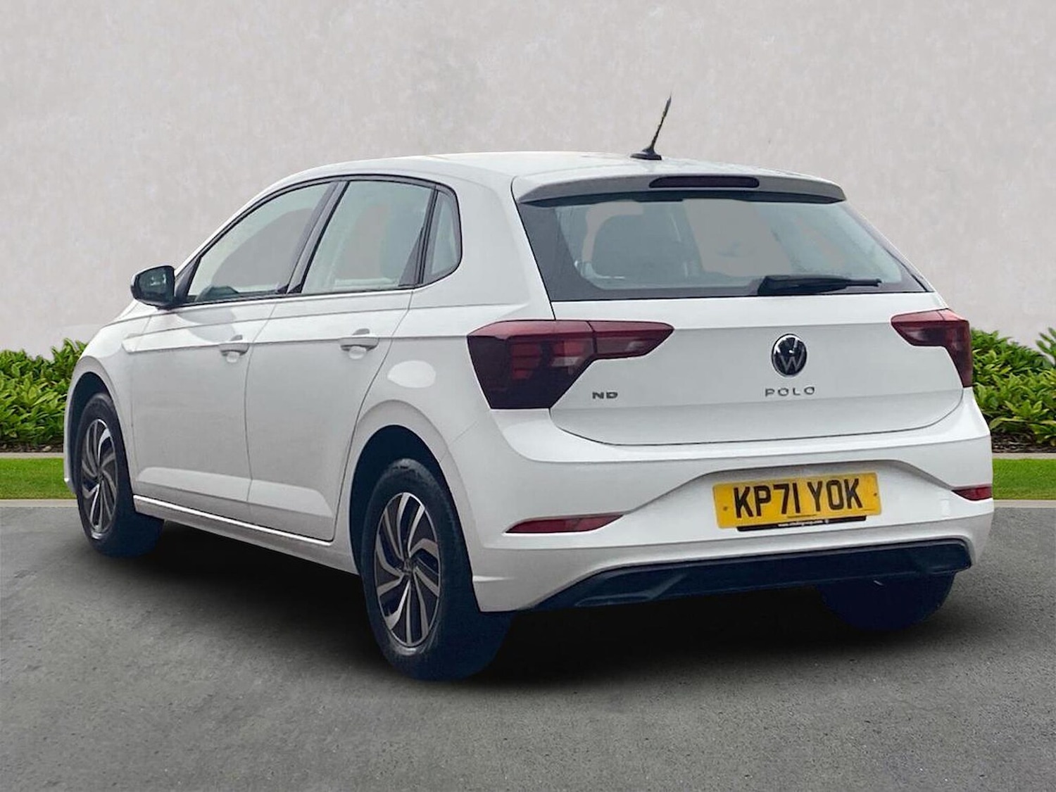 Used Volkswagen Polo 2021 for sale - 76187065: Photo 2
