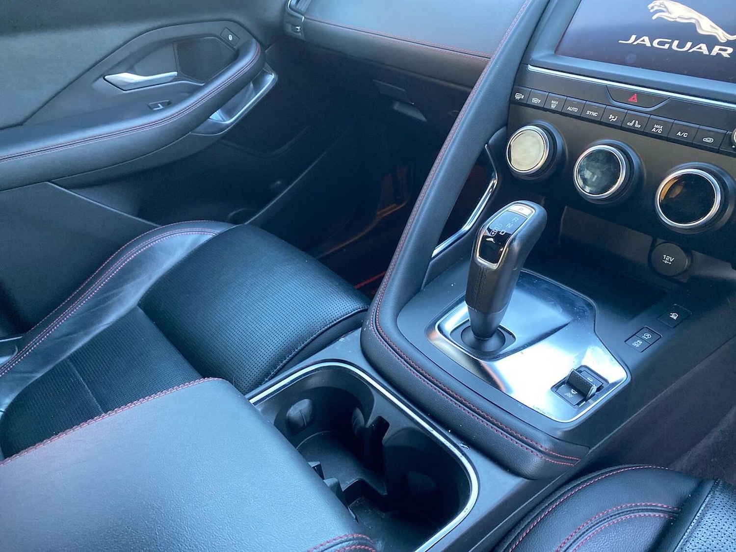 Used Jaguar E-Pace 2020 for sale - 77542474: Photo 13