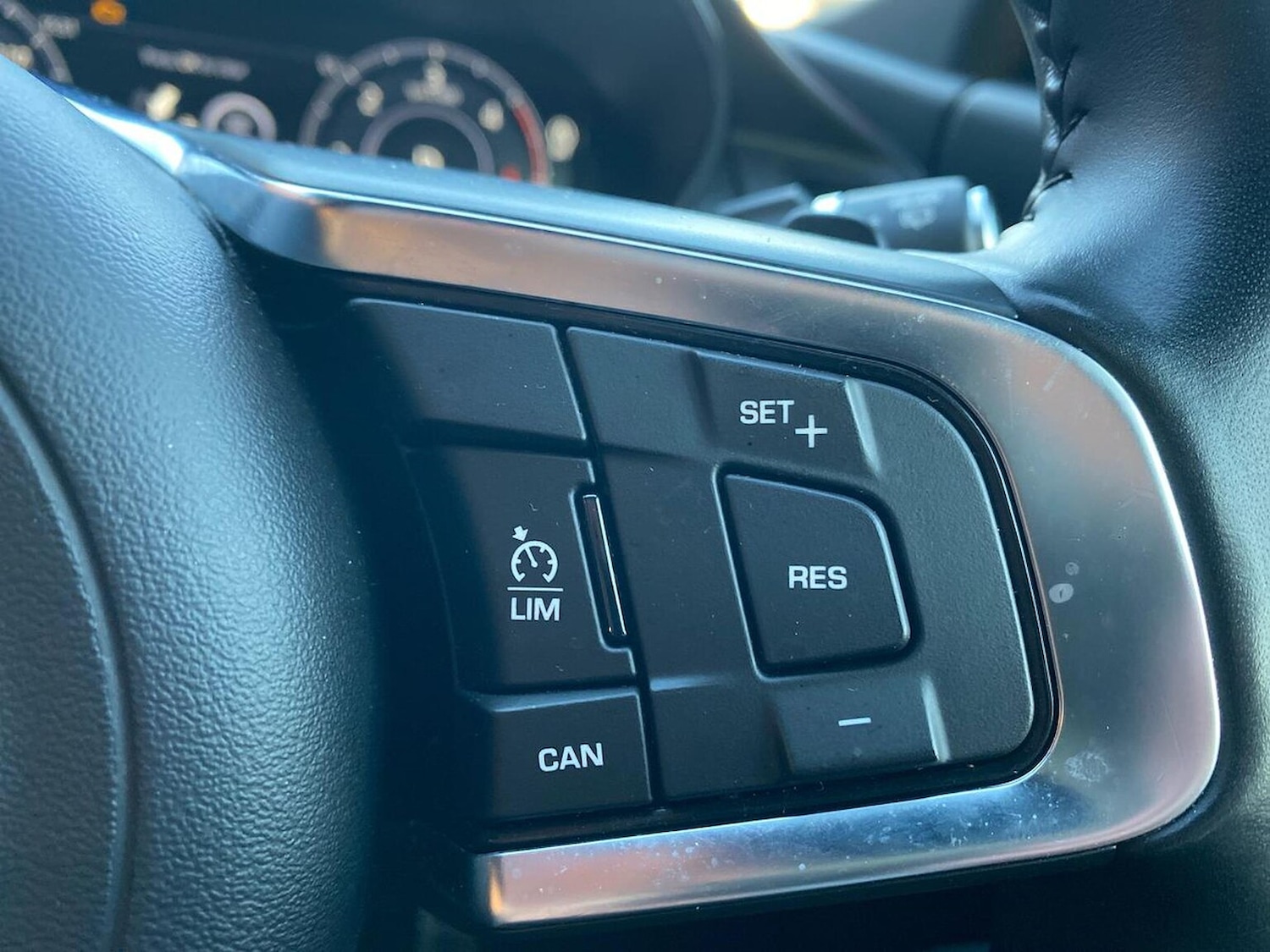 Used Jaguar E-Pace 2020 for sale - 77542474: Photo 26